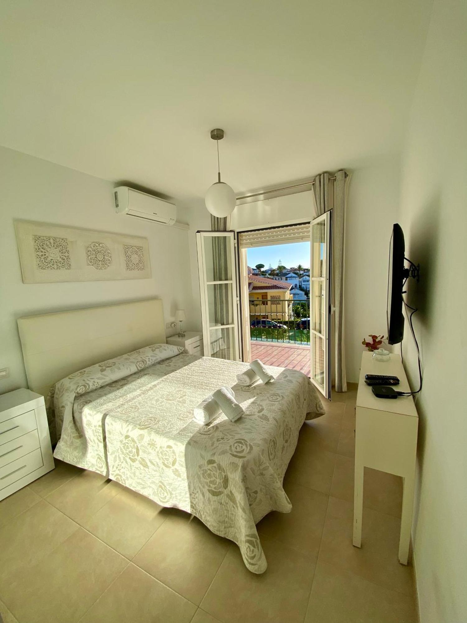Apartamento Con Vistas La Cala De Mijas Kültér fotó